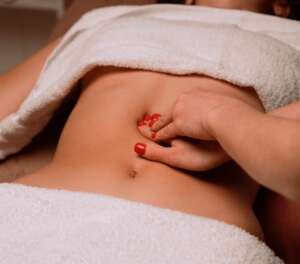 Magmuskeldelning efter graviditet – Diastasis Recti