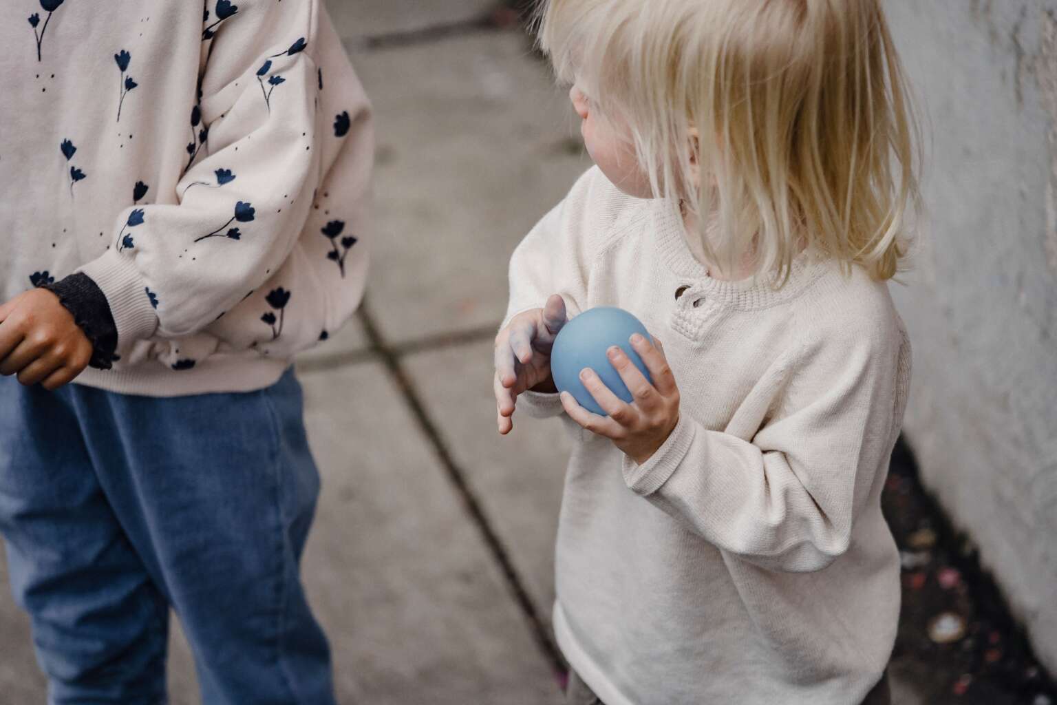 Stressboll i skolväskan – hjälper den barn att koncentrera sig?